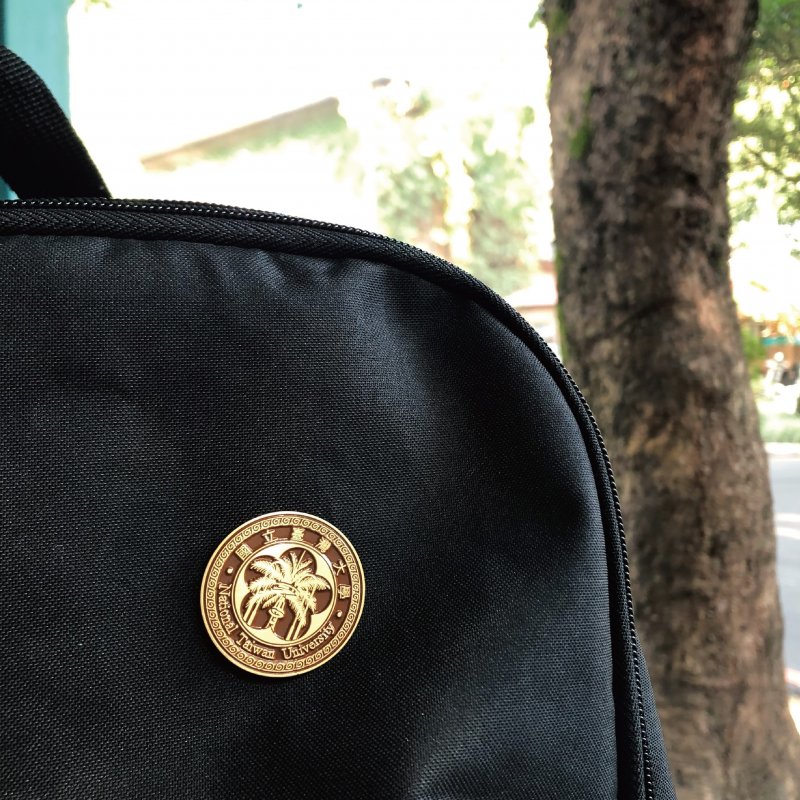 臺灣大學校徽金屬徽章